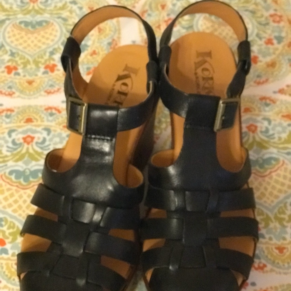 Korks.  Worn only a couple times.